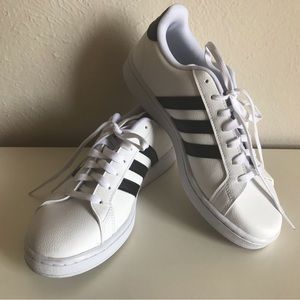 Adidas - Black Signature 3-Stripes - Size 10